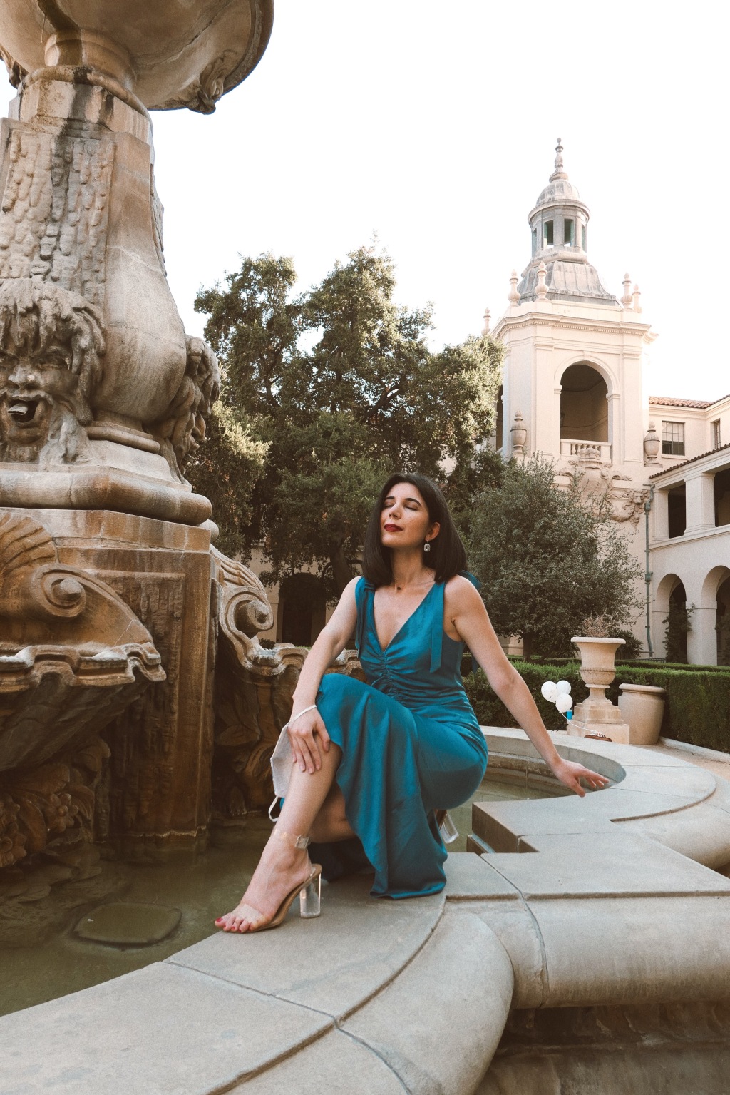 Pasadena, Pasadena City Hall, blue dress, mermaid dress, cocktail dress, ruched fabric, ruches dress, see through heels, strappy heels, Lucy Paris, California, fashion blogger, fashion, outfit of the day, lookbook, look of the day, style diary, think positive